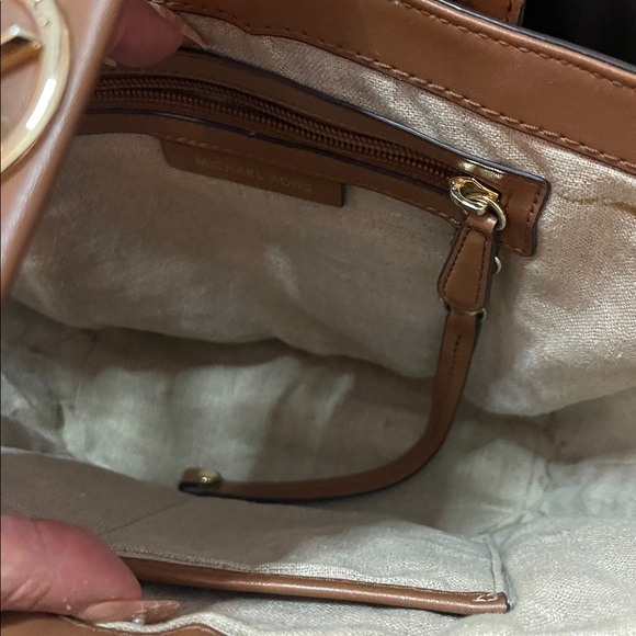 Michael Kors Woven Hard Straw And Leather Kiss Lock Bag - Picture 4 of 4